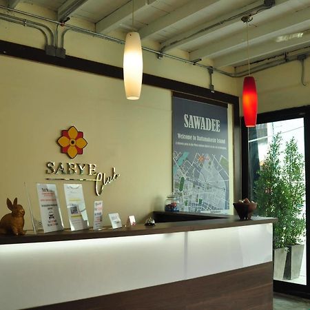 Sabye Club Hostel Bangkok Exterior photo