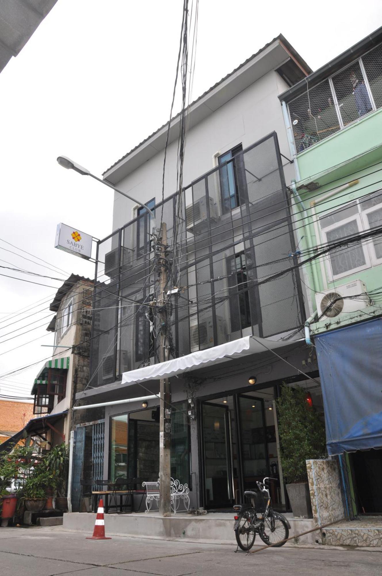 Sabye Club Hostel Bangkok Exterior photo